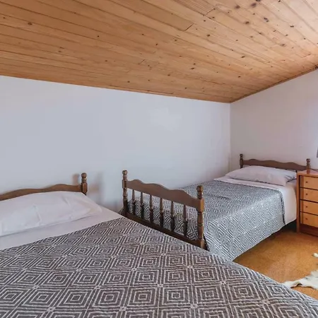 Apartament Two-bedroom In Rakalj