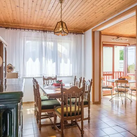 Two-bedroom In Apartament Rakalj